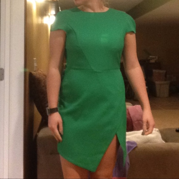 Professional Dress - Picture 3 of 3